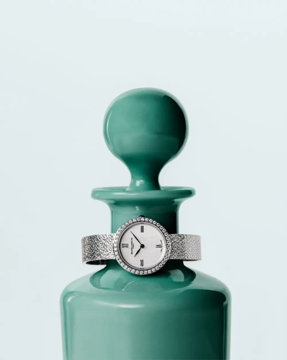 The Baume & Mercier M0A10850 timepiece