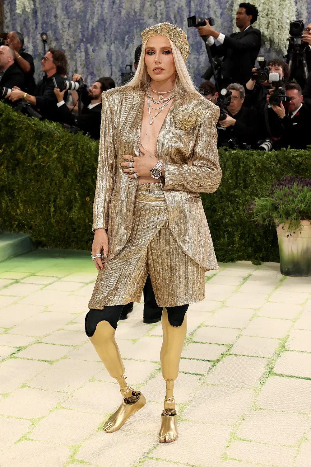 Lauren Wasser wearing the Hublot Big Bang Integrated King Gold Pave. Photo by Mike Coppola, Getty Images
