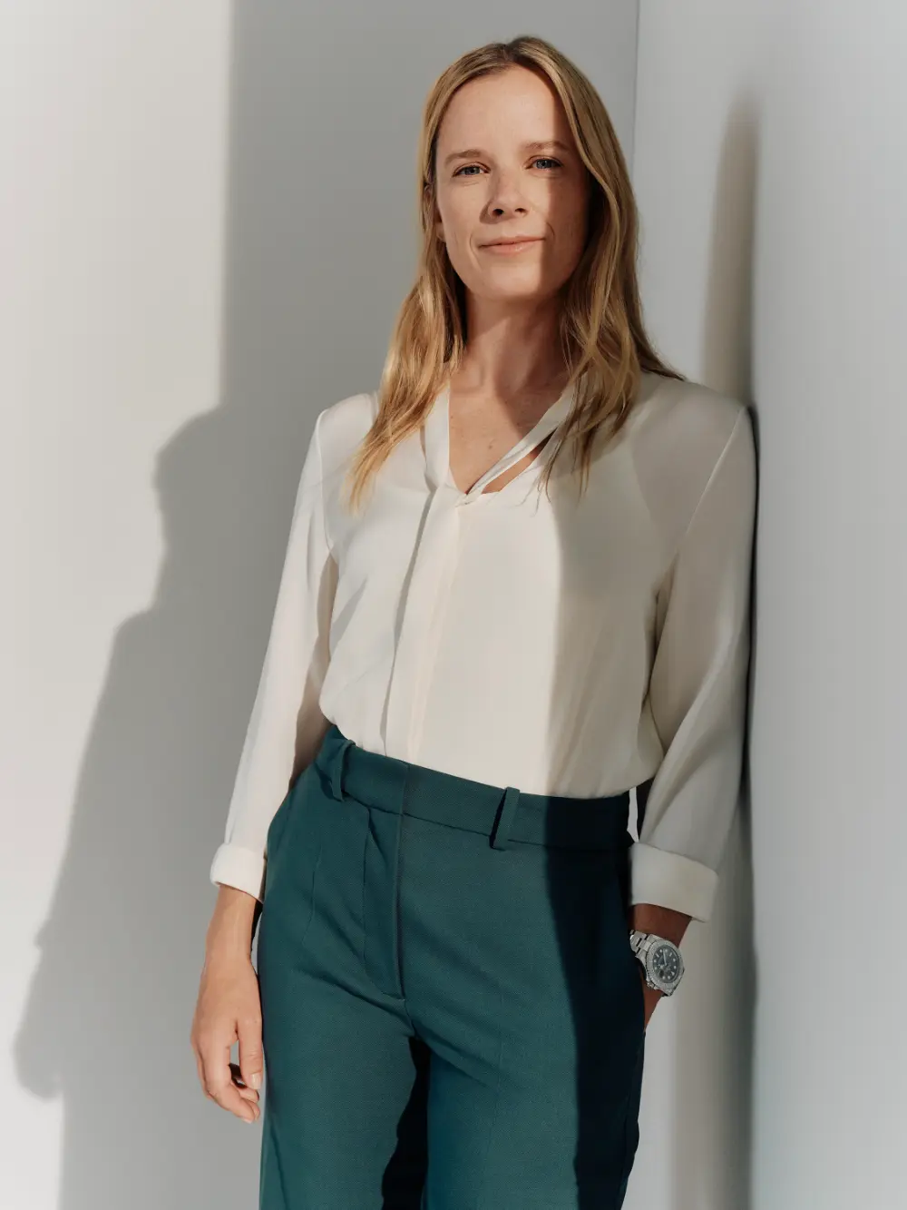 Hannah Mills, Rolex Testimonee and the most decorated female Olympic sailor in history, driving opportunity for the next generation through the Athena Pathway Programme. ©Rolex/Thomas Laisne
